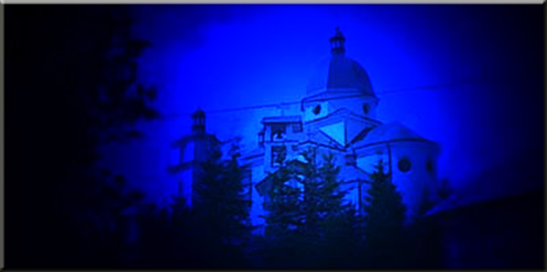 Ks S. Stęchły - oświetlenie kościoła od strony południowo-wschodniej